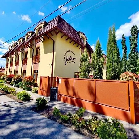 Jolan Pension & Restaurant Cicov Eksteriør bilde