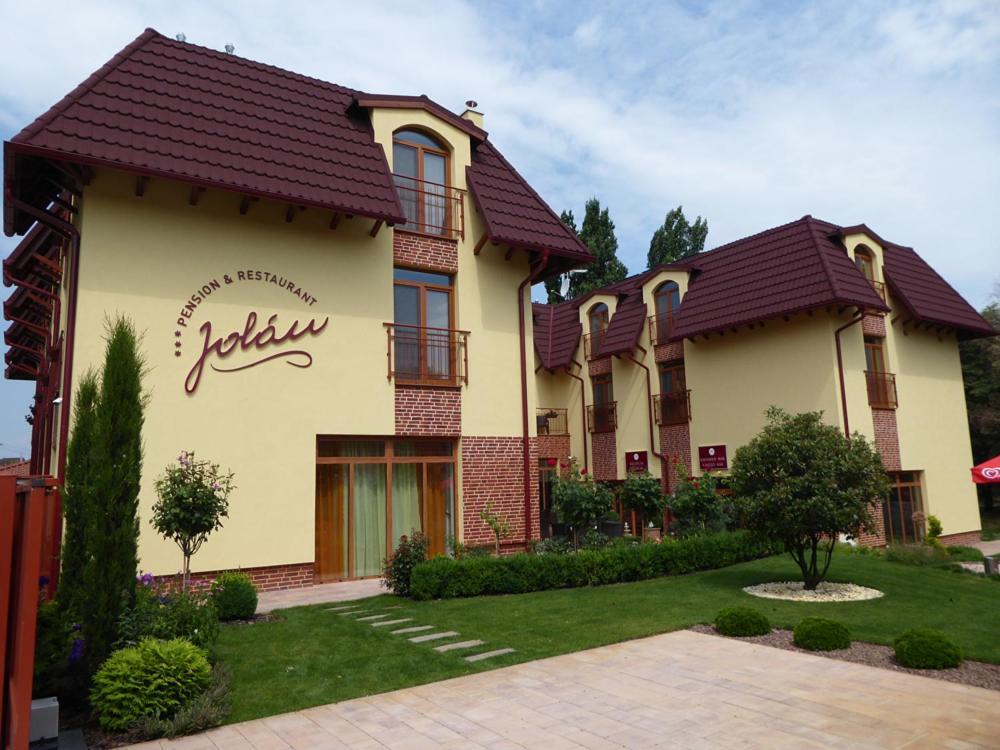 Jolan Pension & Restaurant Cicov Eksteriør bilde